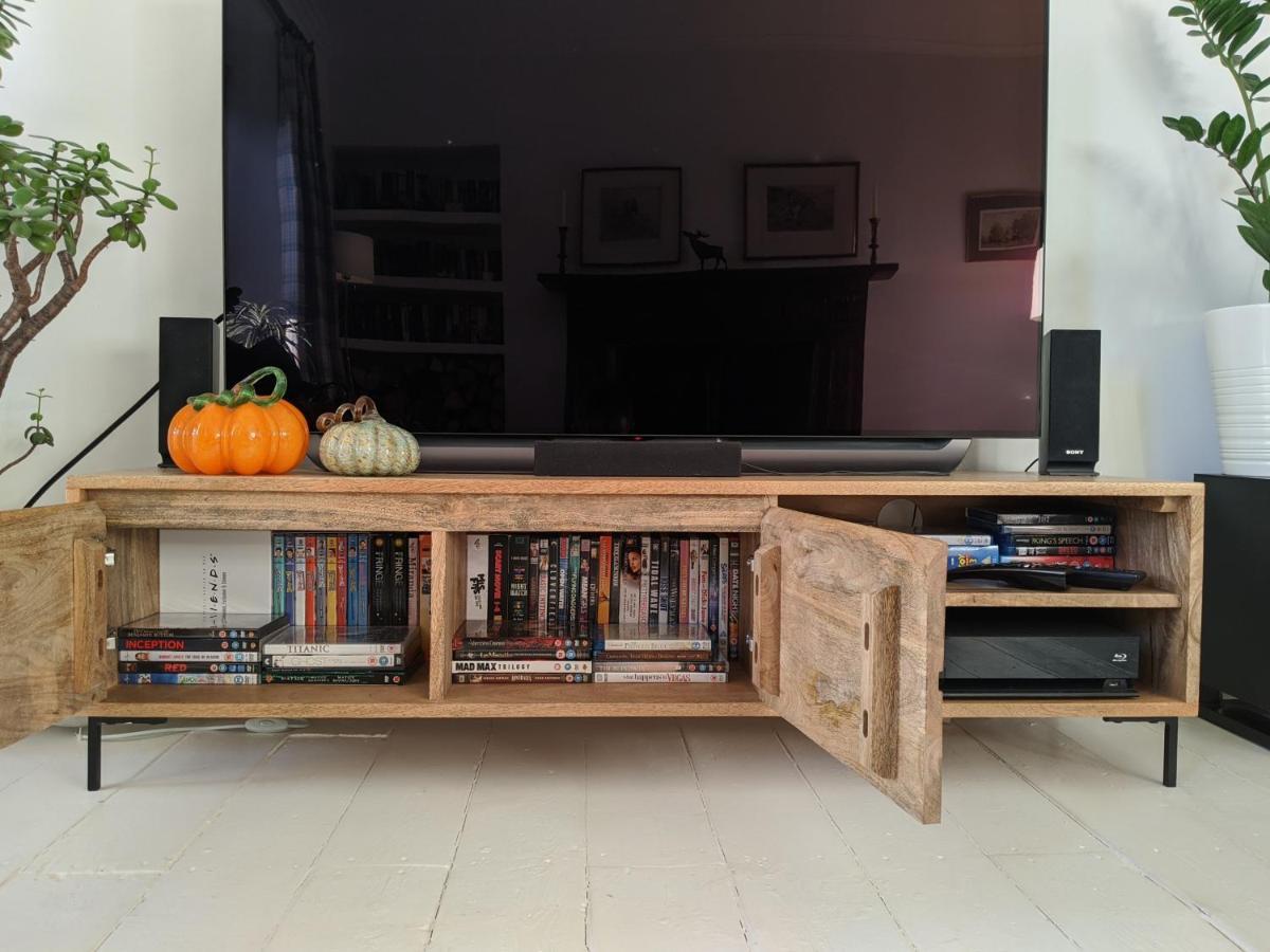Central Hawick Spacious Stylish Flat With Log Burner Zewnętrze zdjęcie